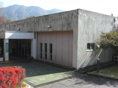 麗澤瑞浪中・高校食堂-1